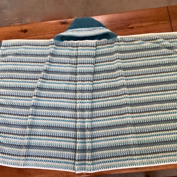 Hooded Beach Bath Towel - Picture 5 of 9